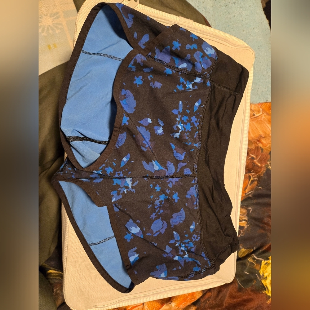 Lululemon short blue and black
